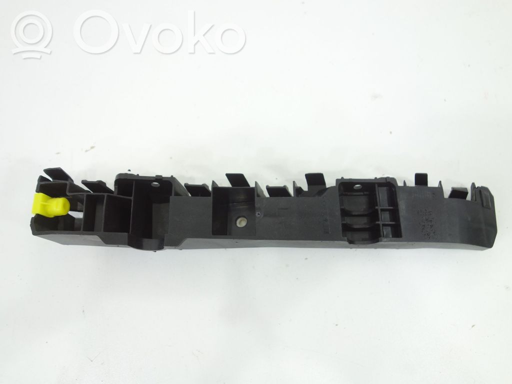 Rear bumper mounting bracket   39085591