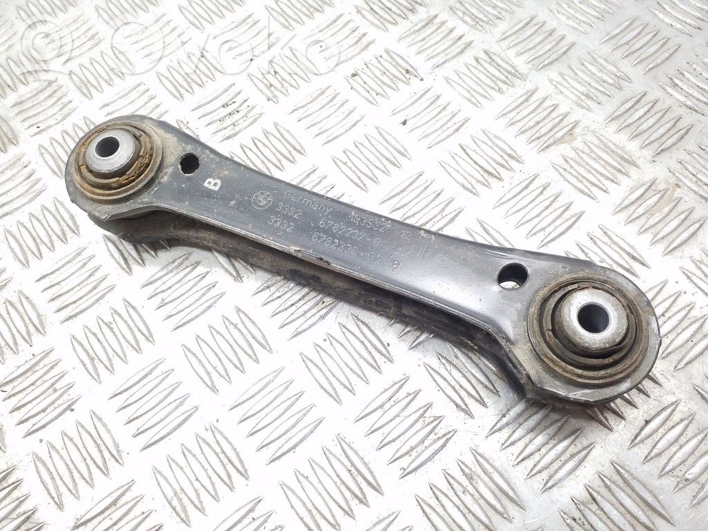 Rear control arm   6782238