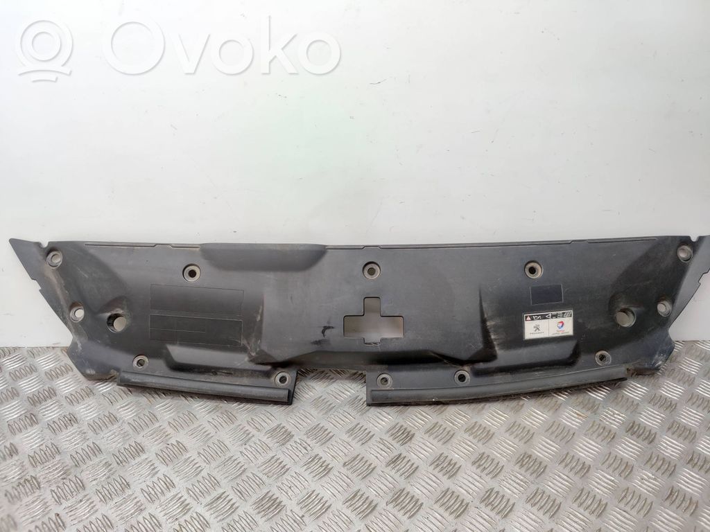 Peugeot 508 Osłona pasa przedniego 