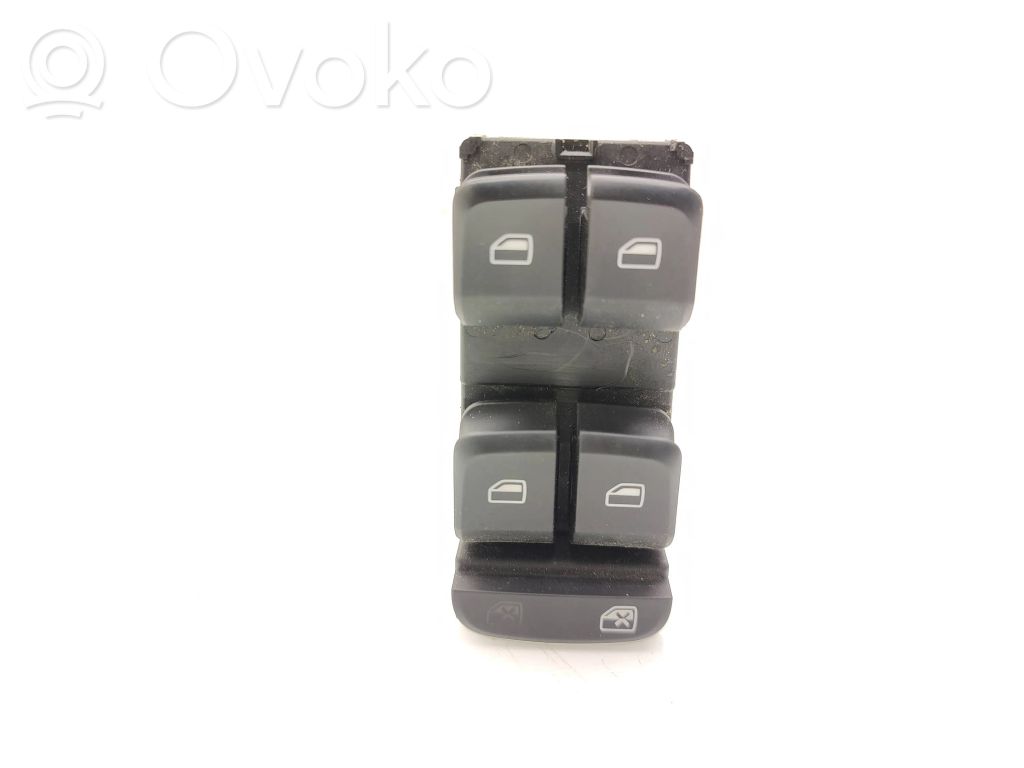 Przyciski szyb   8V0959851,140481,0320