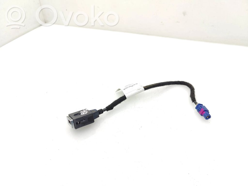 Peugeot 308 Enchufe conector USB 