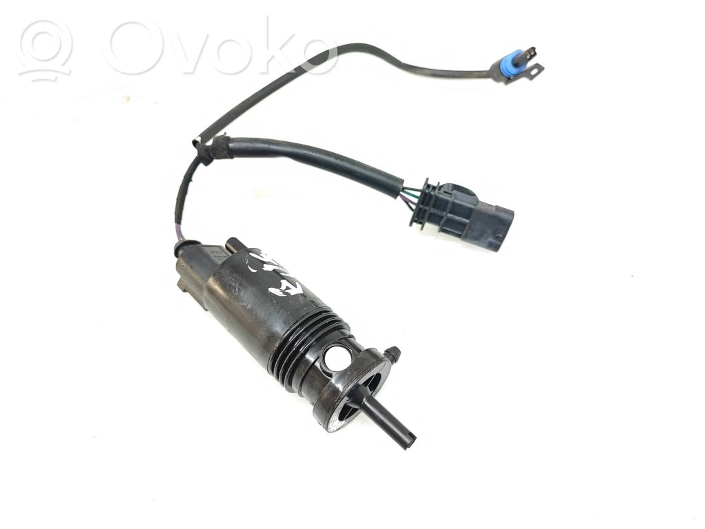 Tesla Model 3 Windscreen/windshield washer pump 
