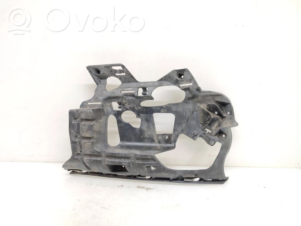 Volvo V60 Front bumper mounting bracket 