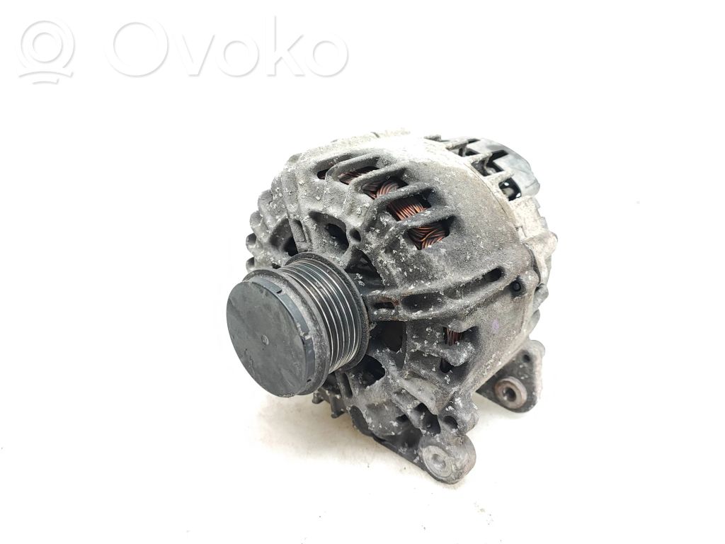 Audi A4 S4 B8 8K Generatorius 