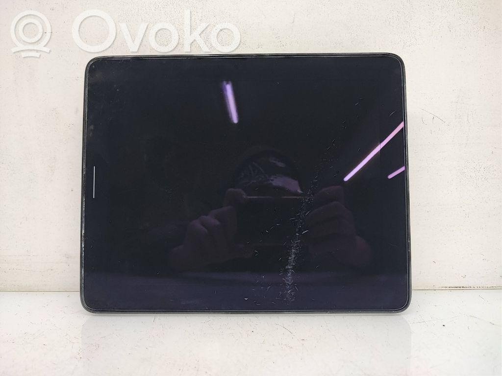 Polestar 2 Screen/display/small screen 