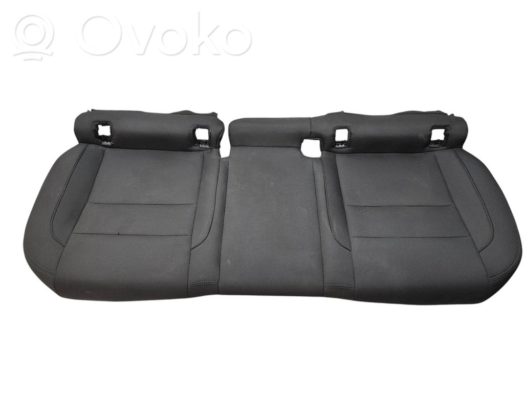 Takaistuin   3942084