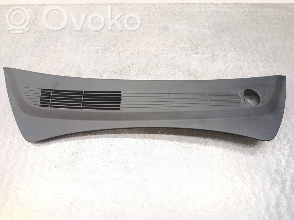 Tesla Model 3 Wiper trim 