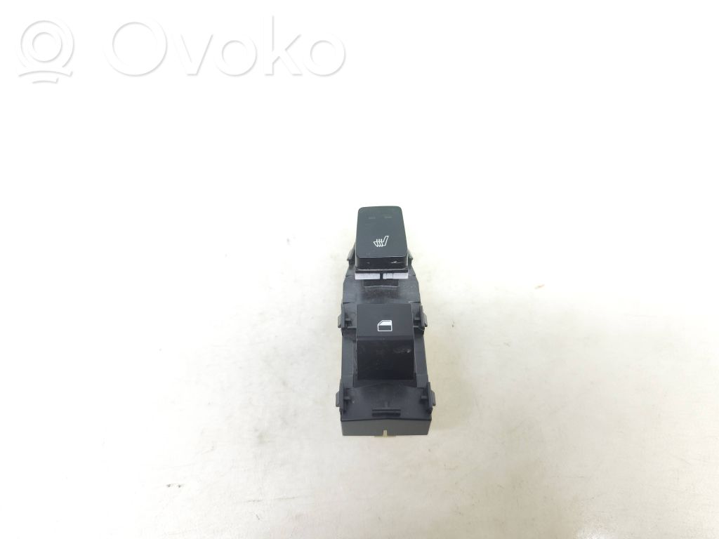 Electric window control switch   93581AT040,SANGD3A233A,220915