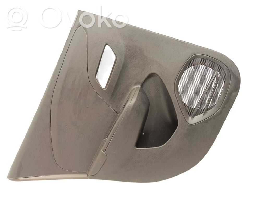 Opel Corsa F Takaoven verhoilu 