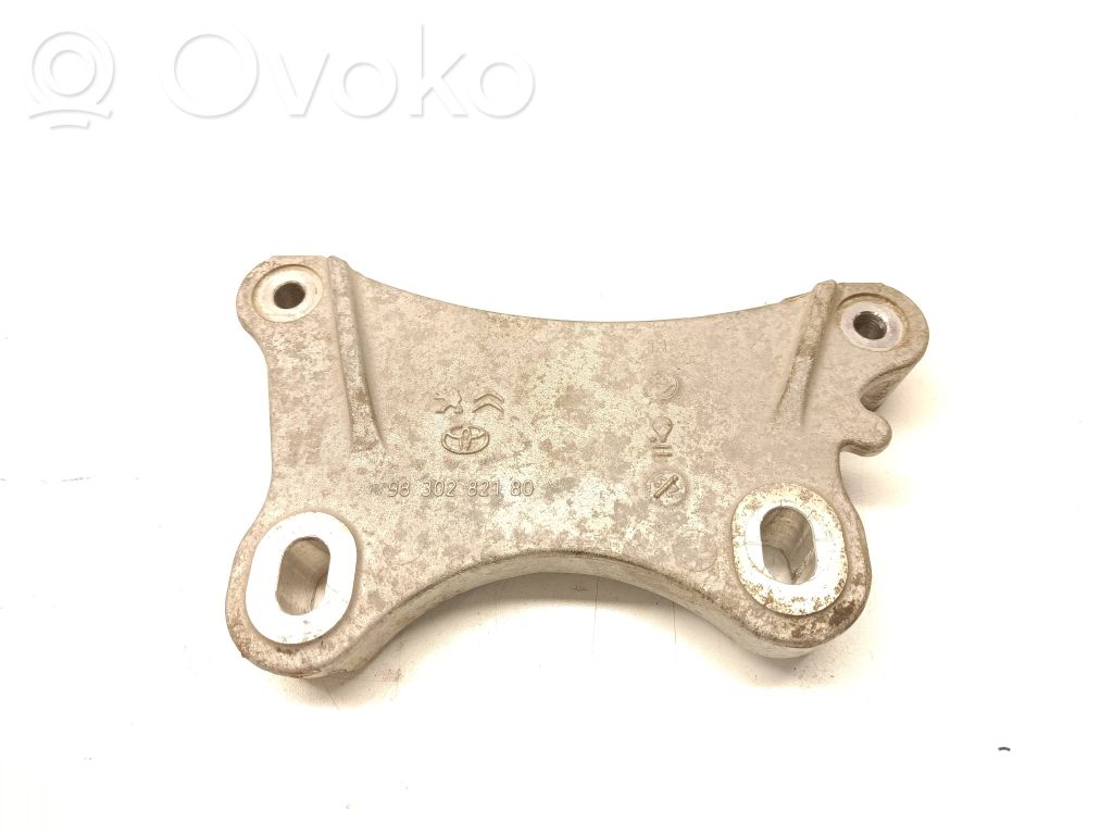 Toyota Proace Engine mounting bracket 
