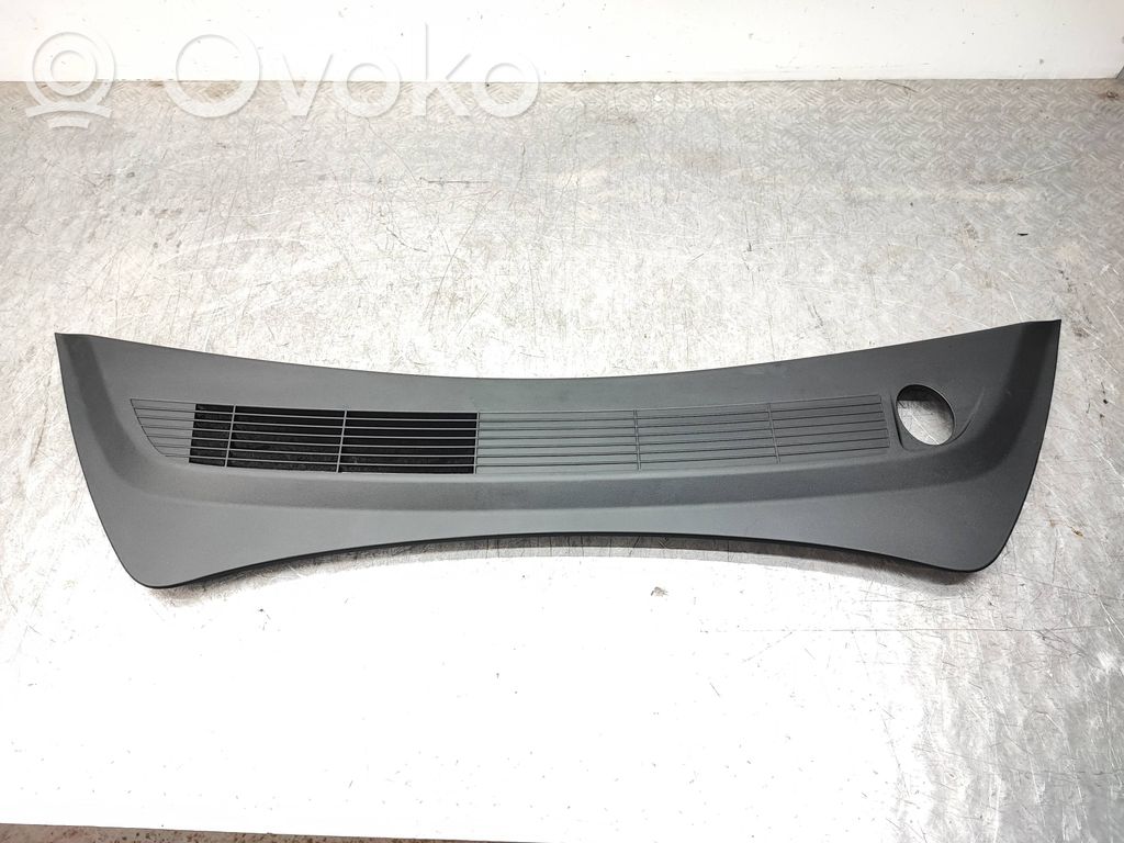 Tesla Model 3 Wiper trim 