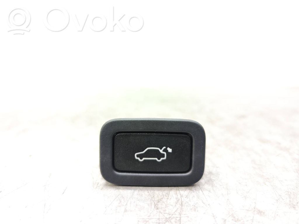 Volvo V70 Tailgate/trunk/boot open switch 