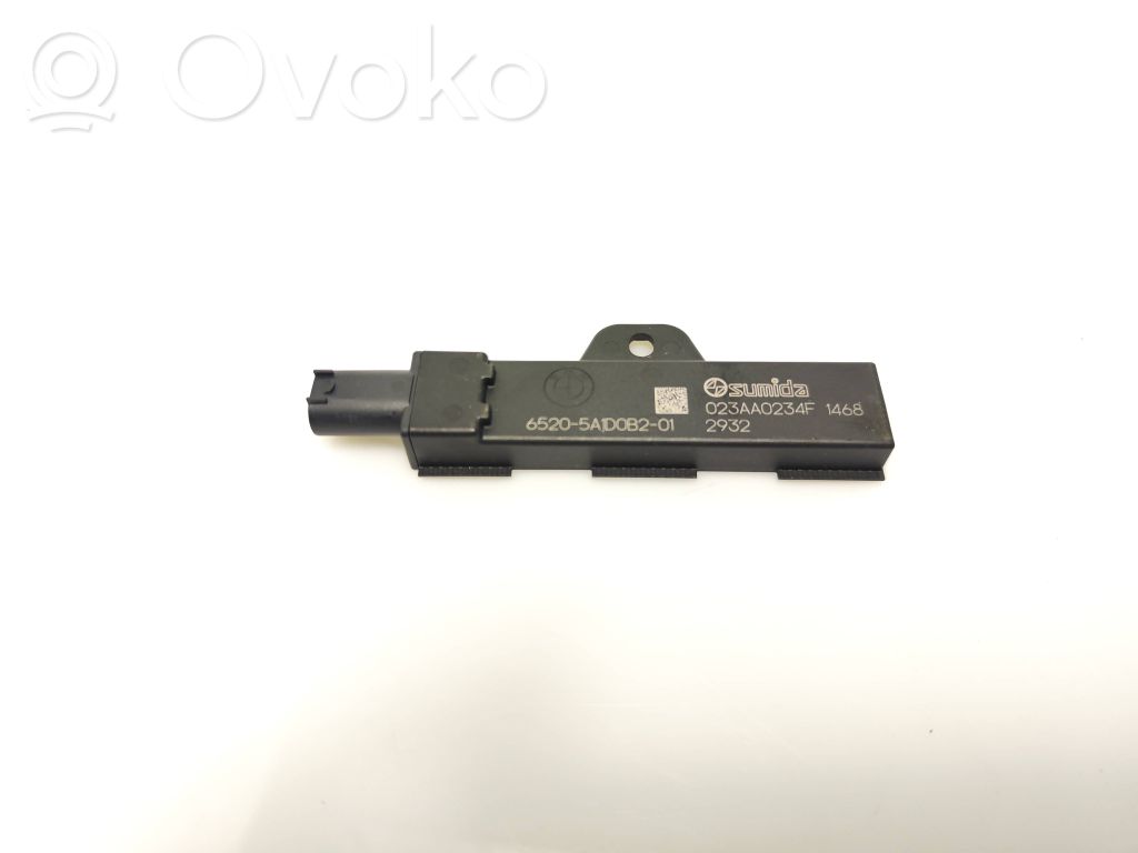 BMW X7 G07 Interjero komforto antena 