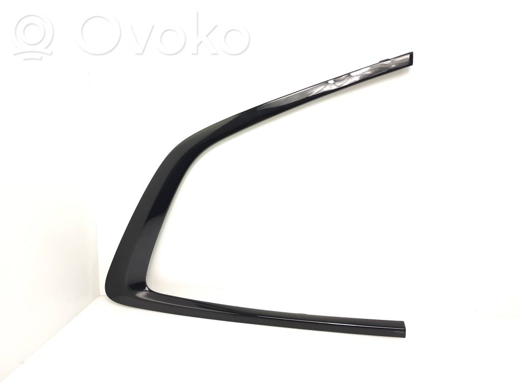BMW X3 G01 Rear glass trim 