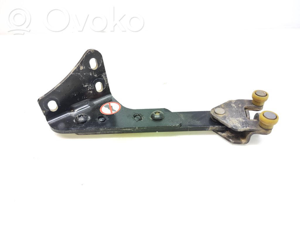 Toyota Proace Sliding door lower roller guide/hinge 