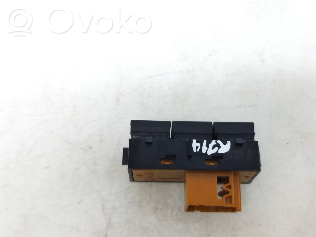 Toyota Proace Autres commutateurs / boutons / leviers 