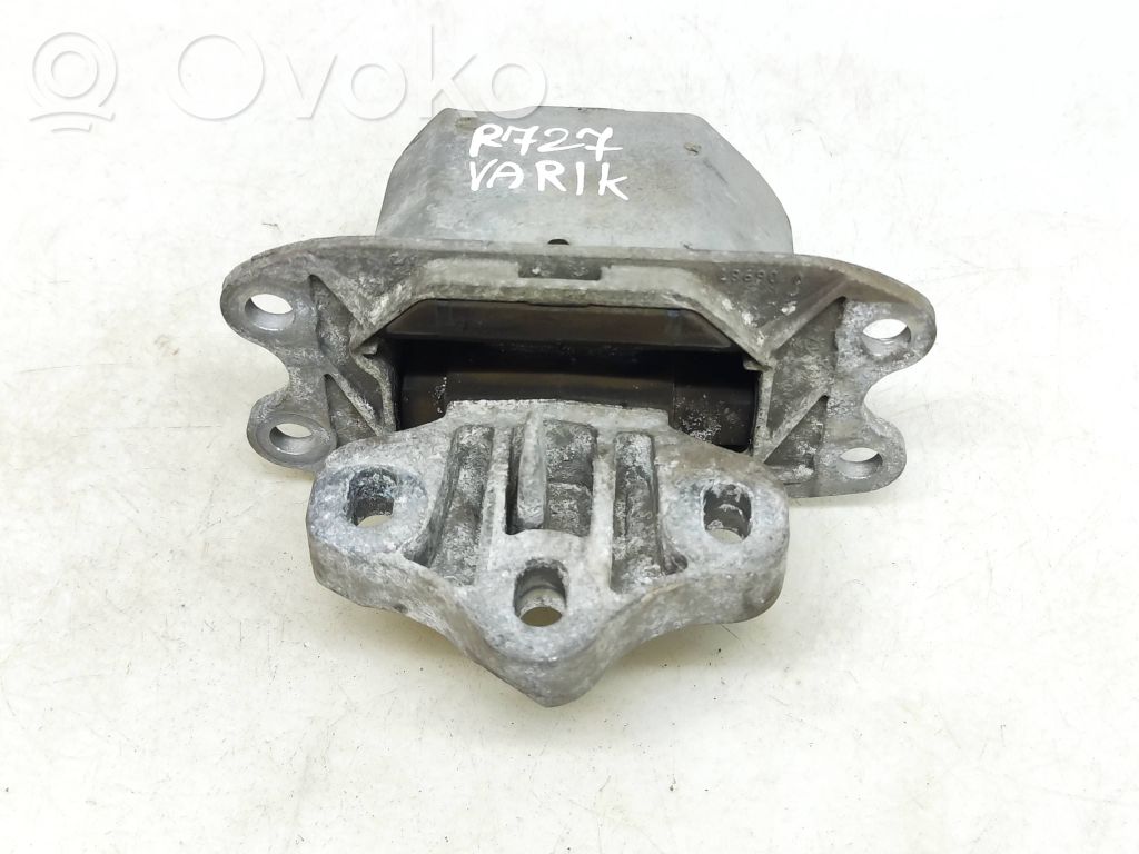 Mini One - Cooper F56 F55 Engine mount bracket 