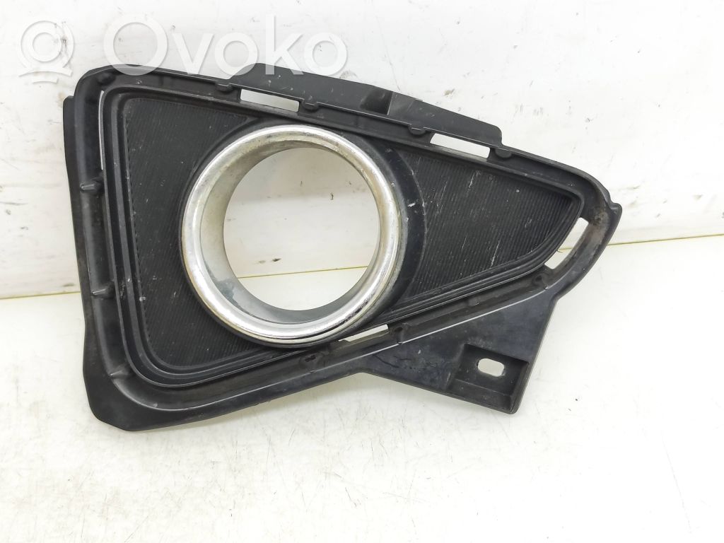 Toyota RAV 4 (XA40) Mascherina/griglia fendinebbia anteriore