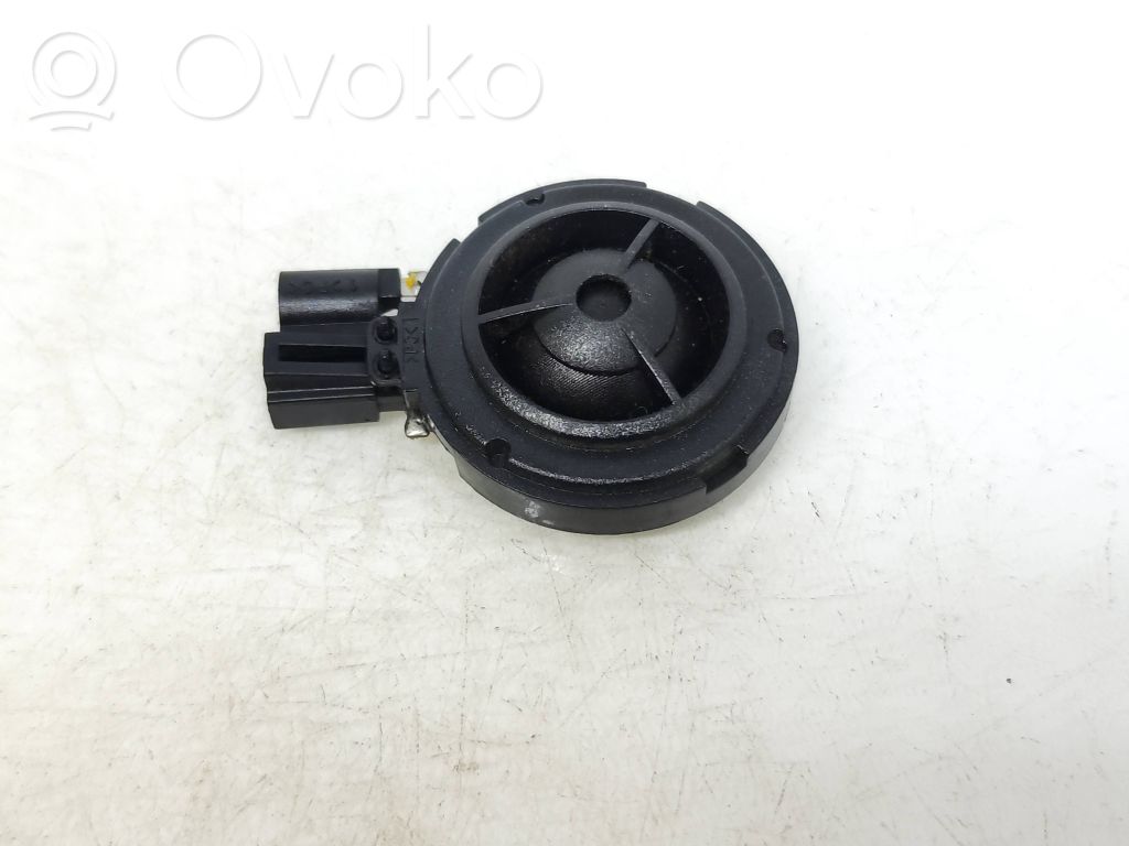 Audi TT TTS Mk2 Głośnik drzwi przednich 
