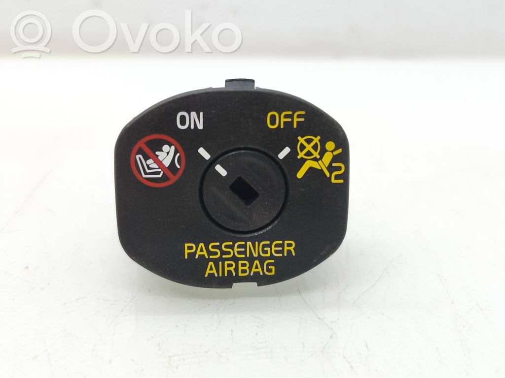 Comutator pornit/oprit airbag pasager   31318268