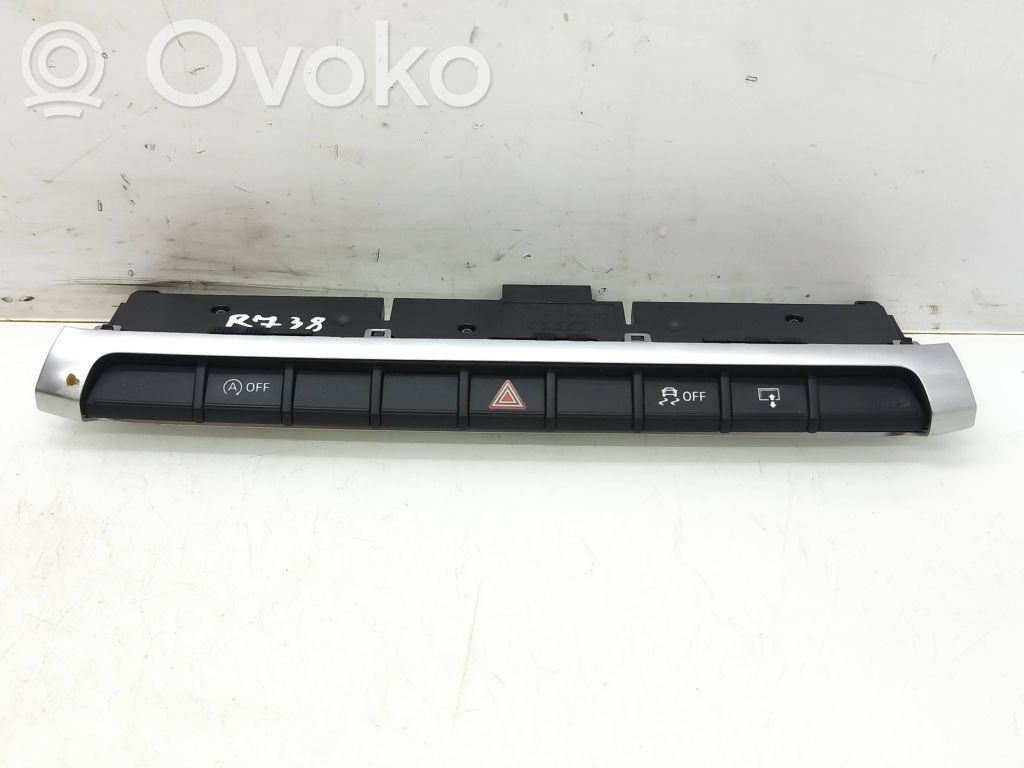 Audi A3 S3 8V Botón interruptor de luz de peligro 