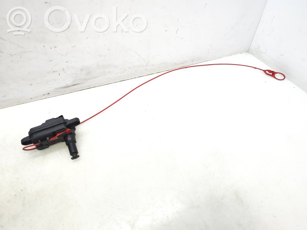 Audi A3 S3 8V Fuel tank cap lock motor 
