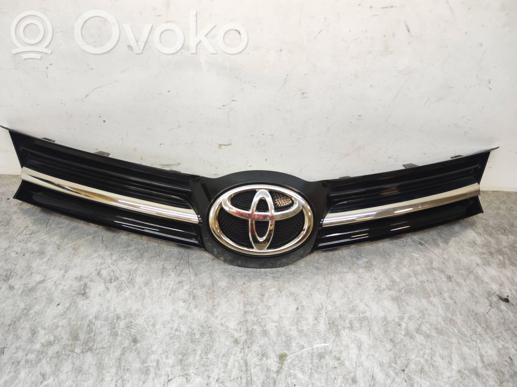 Toyota Proace Maskownica / Grill / Atrapa górna chłodnicy 