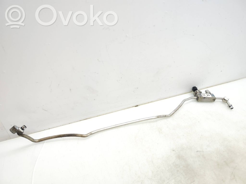 Ilmastointilaitteen putki (A/C)   887060DC90,CZ4462707470
