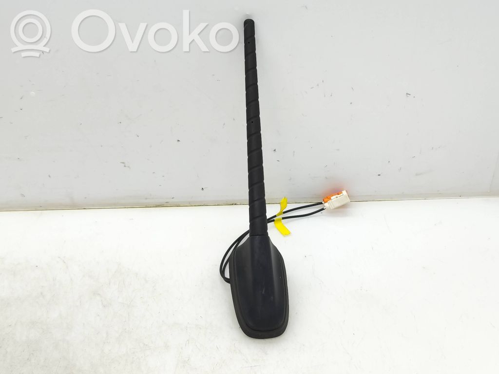 Citroen Berlingo Radion antenni 