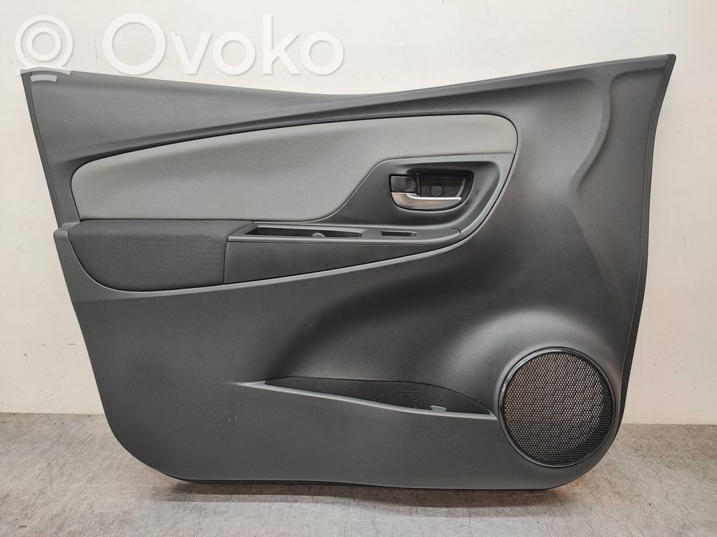 Toyota Yaris Etuoven verhoilu