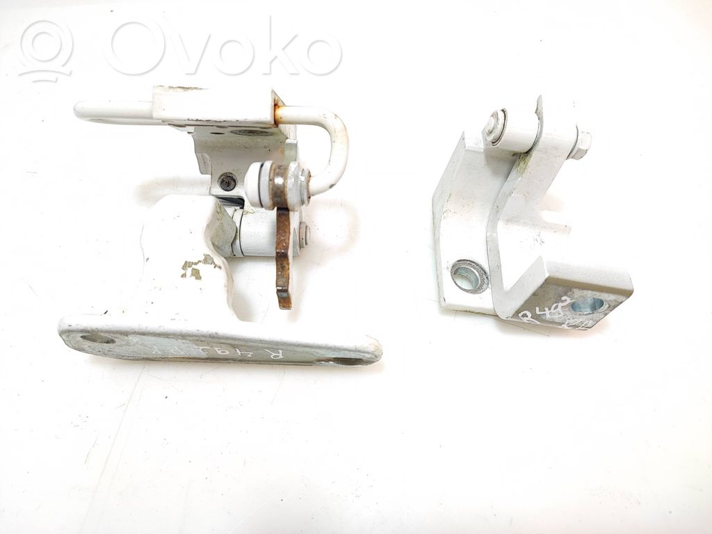 Volkswagen Transporter - Caravelle T5 Kit de charnières de porte avant 