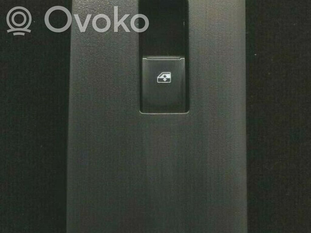 Chevrolet Captiva Electric window control switch 