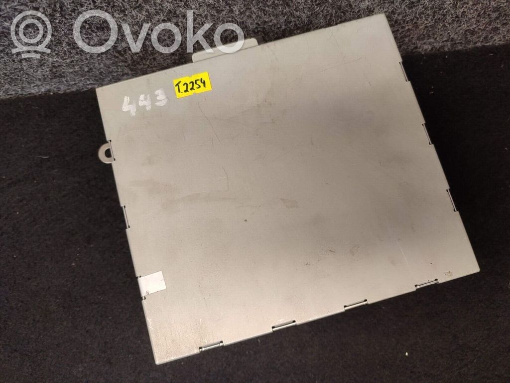 Audi A8 S8 D4 4H Antenna control unit 