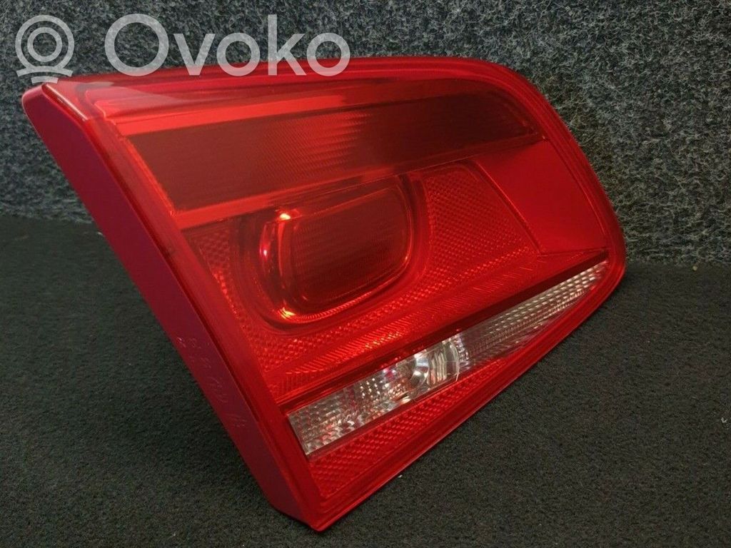 Volkswagen PASSAT B7 Lampy tylnej klapy bagażnika 