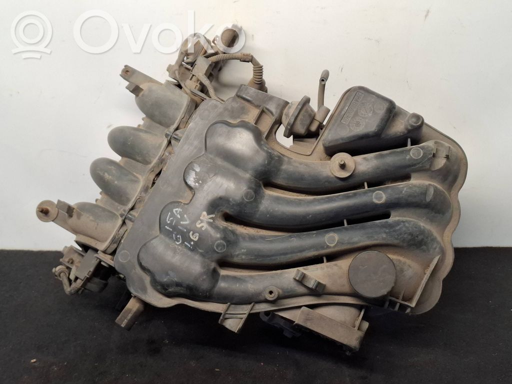 Volkswagen Golf V Kolektor ssący 