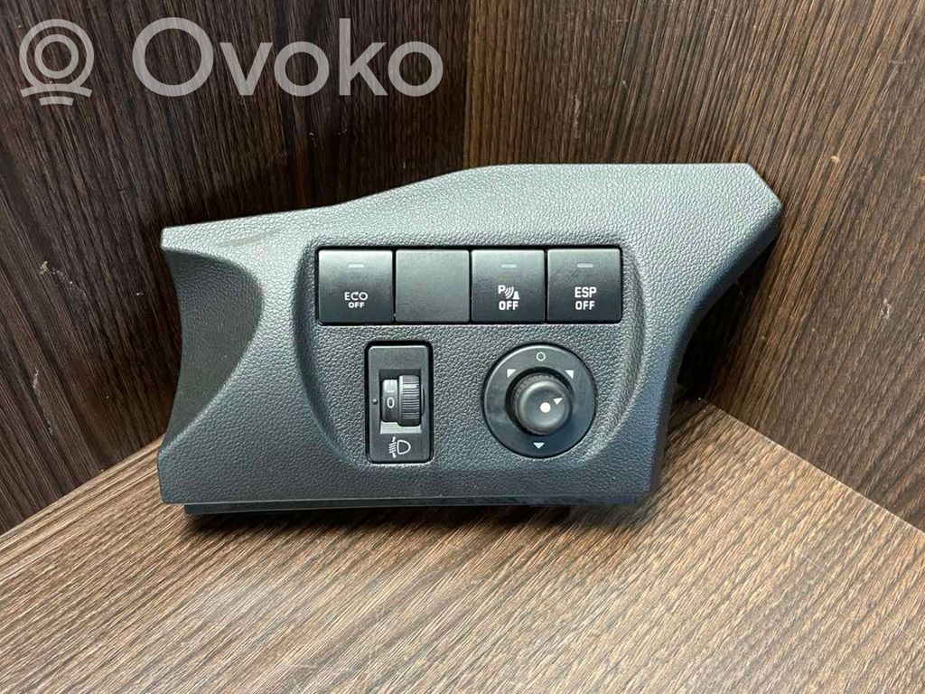 Citroen Berlingo Headlight level height control switch 