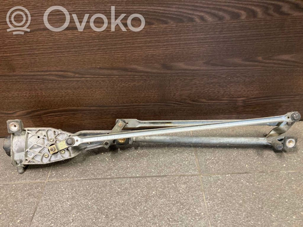 Ford Focus Front wiper linkage and motor 