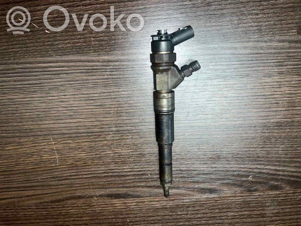 BMW 5 E60 E61 Fuel injector 