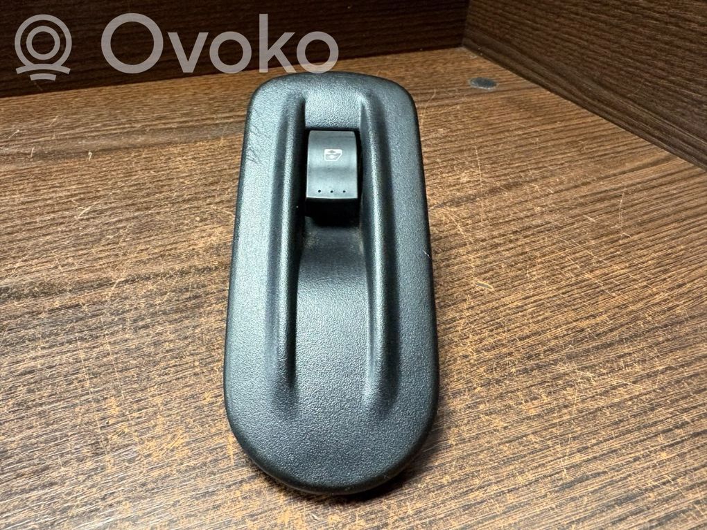 Renault Master II Electric window control switch 