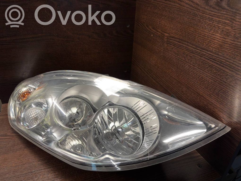 Renault Master III Headlight/headlamp 