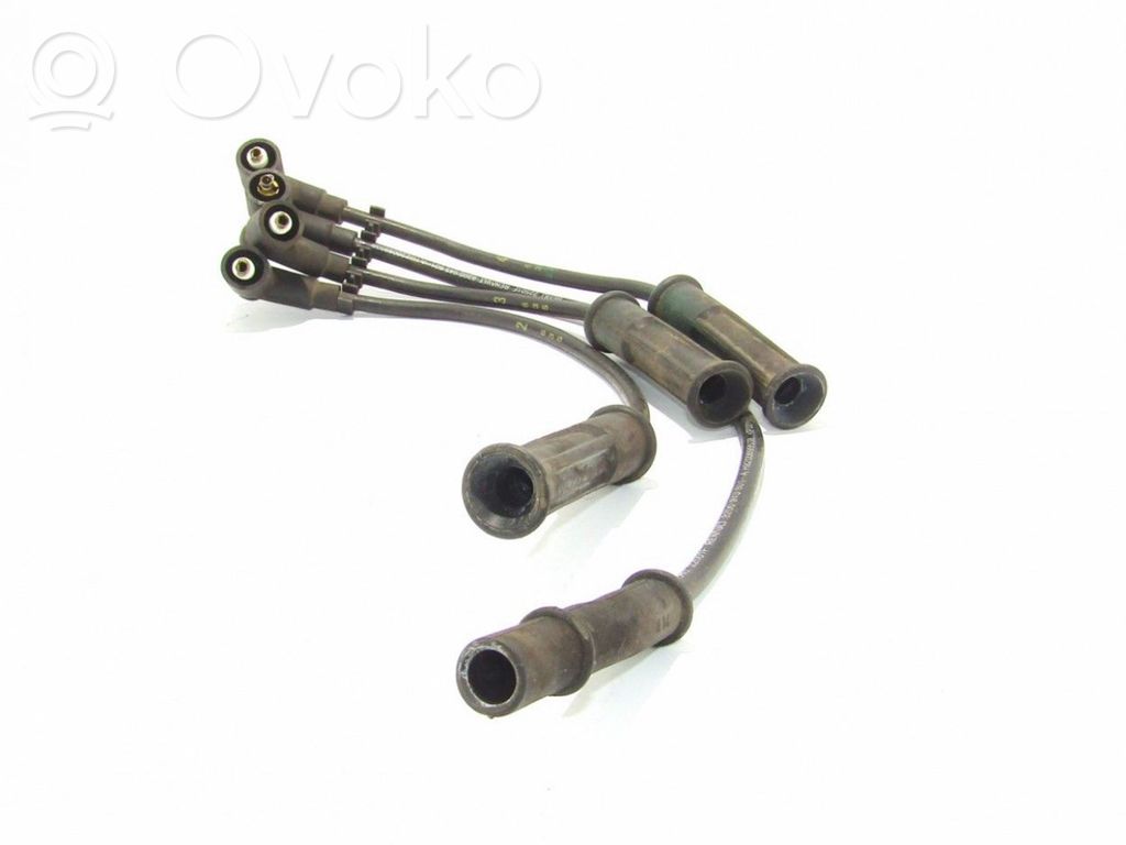 Ignition plug leads   8200943801