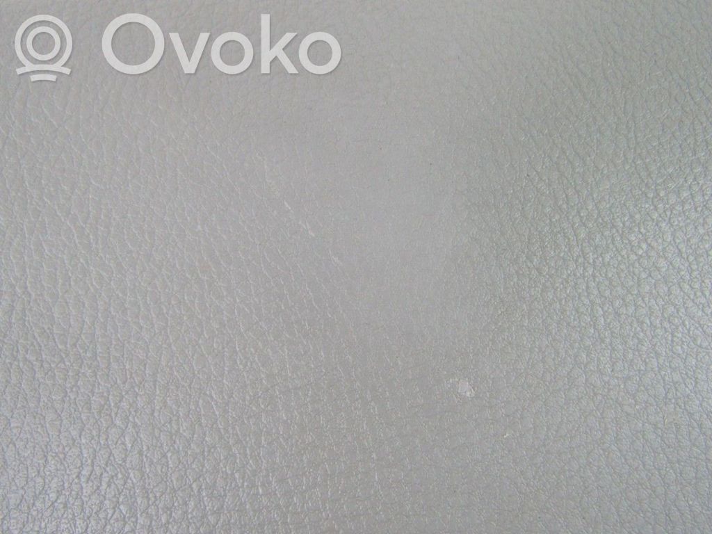 Mazda 2 Daiktadėžė 
