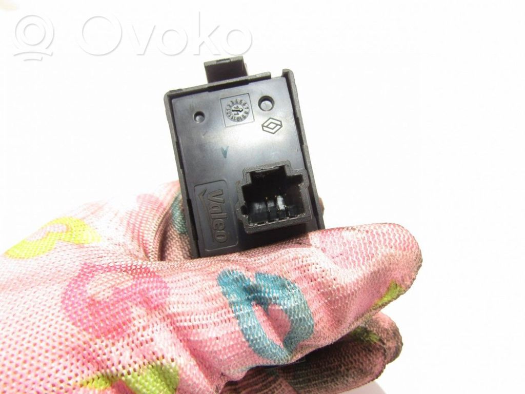 Renault Twingo II Hazard light switch 