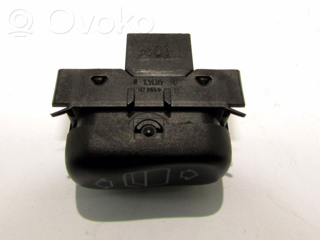 Mercedes-Benz E W210 Electric window control switch 