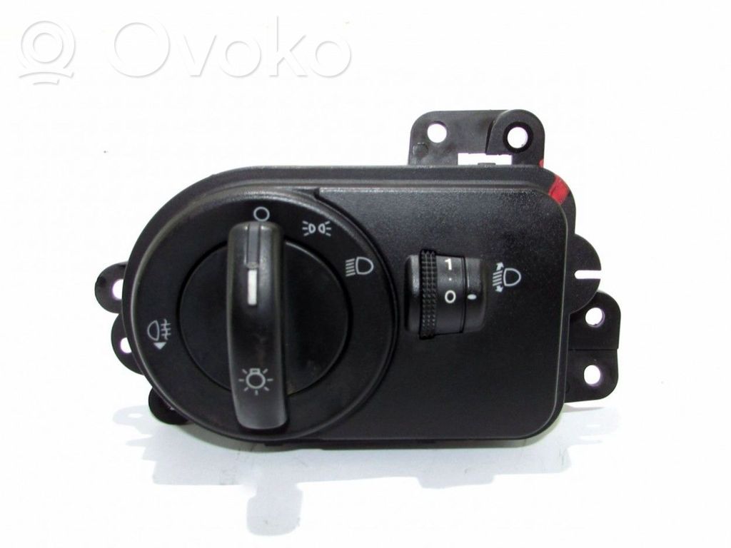 Light switch   49861003