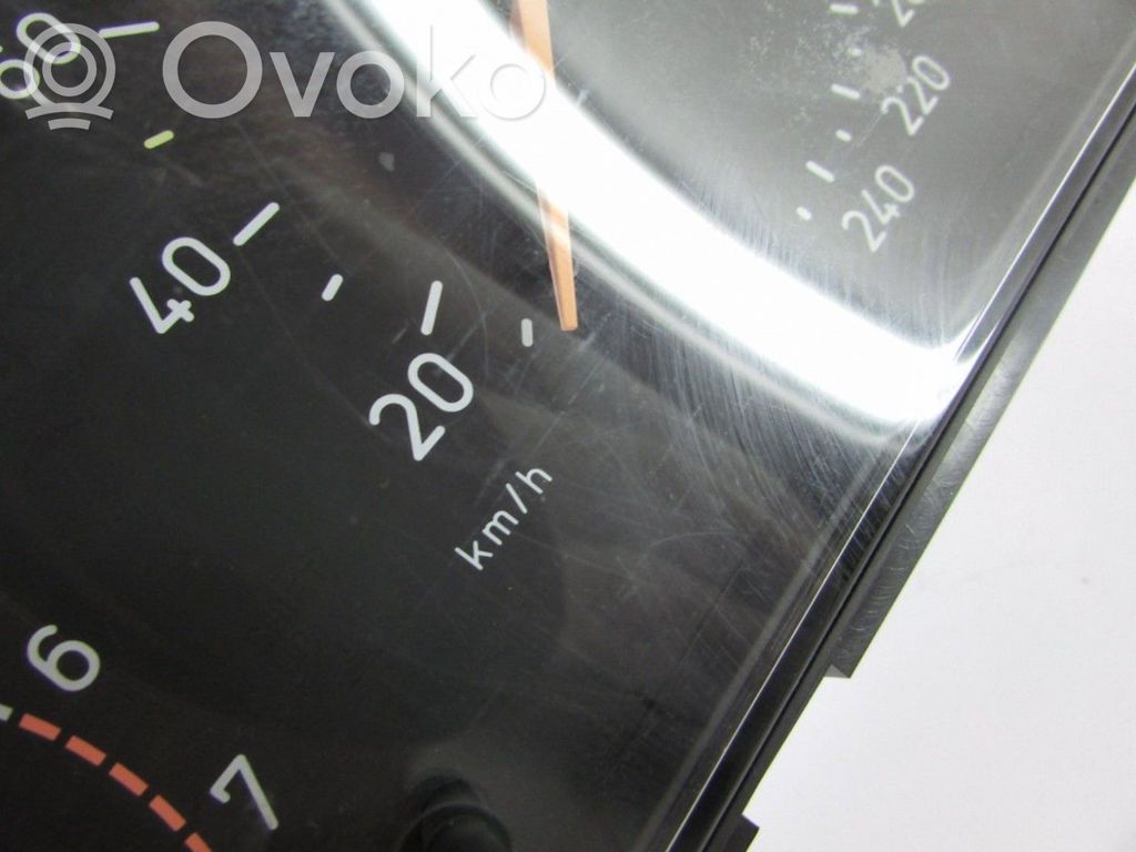 Speedometer (instrument cluster)   5038484,69795870T