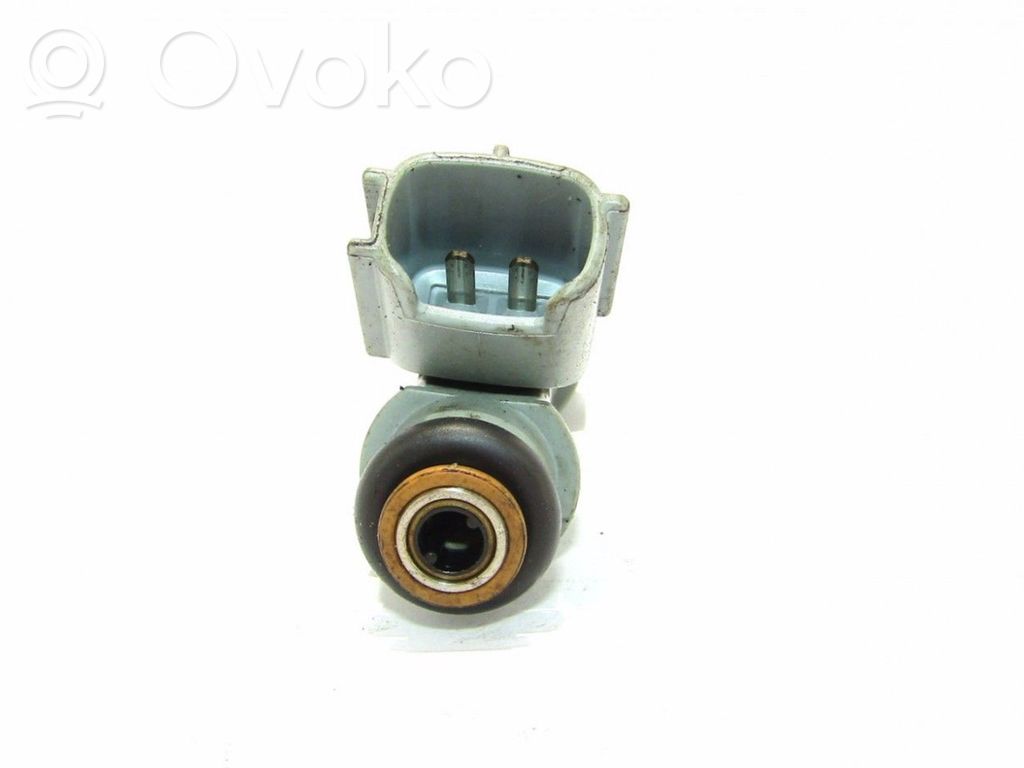 Fuel injector   052002625,2325000010