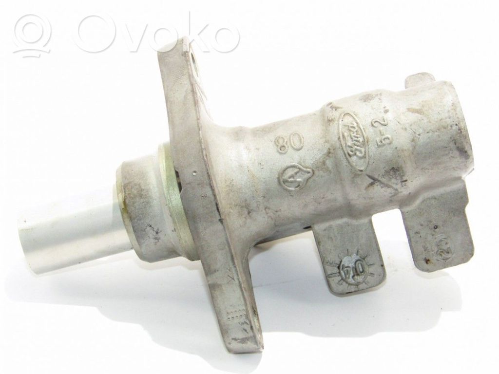 Master brake cylinder