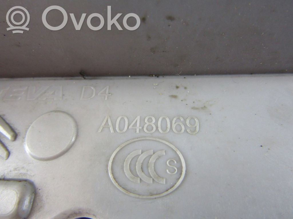 Etuoven lukko   A048069