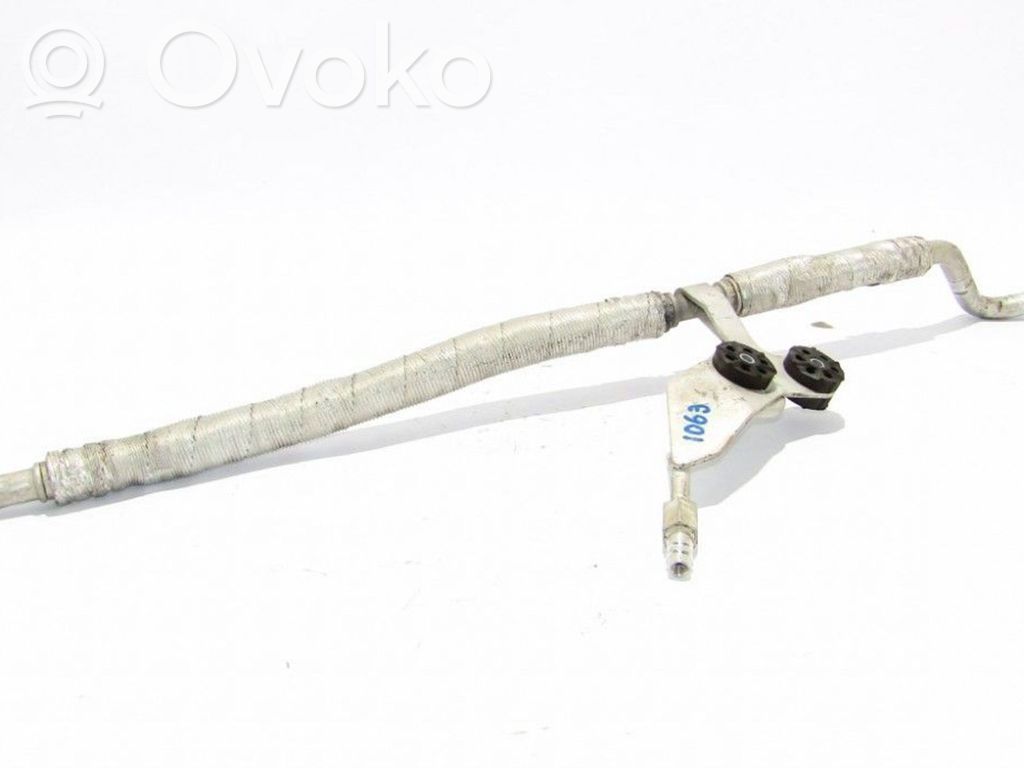 Air conditioning (A/C) pipe/hose   918410201